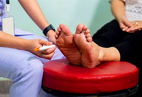 Neuropathy Treatment for pain relief in Wadsworth